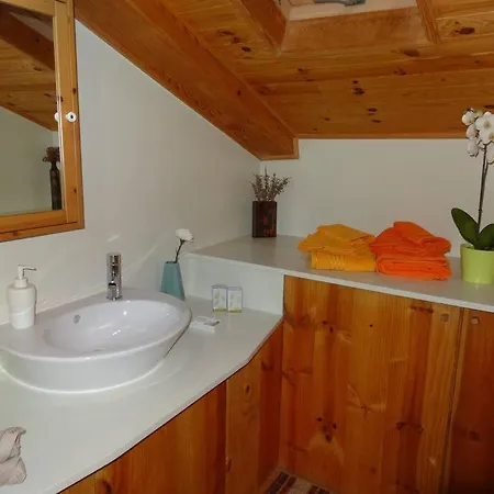 Charm And Fantastic View In A Fully Equipped In Center * Lisbon