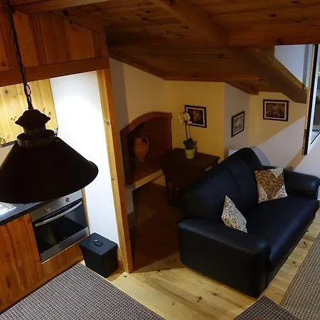 Charm And Fantastic View In A Fully Equipped In Center Lissabon
